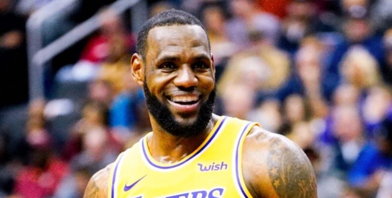 Lakers NBA player LeBron James