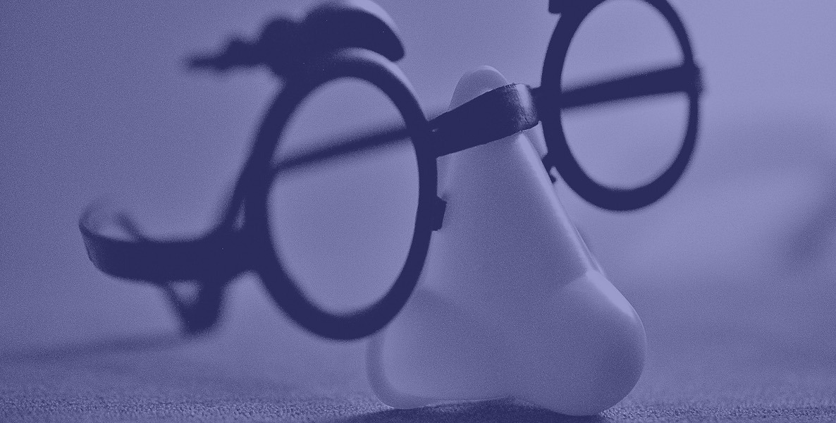 mystery shopper face mask glasses