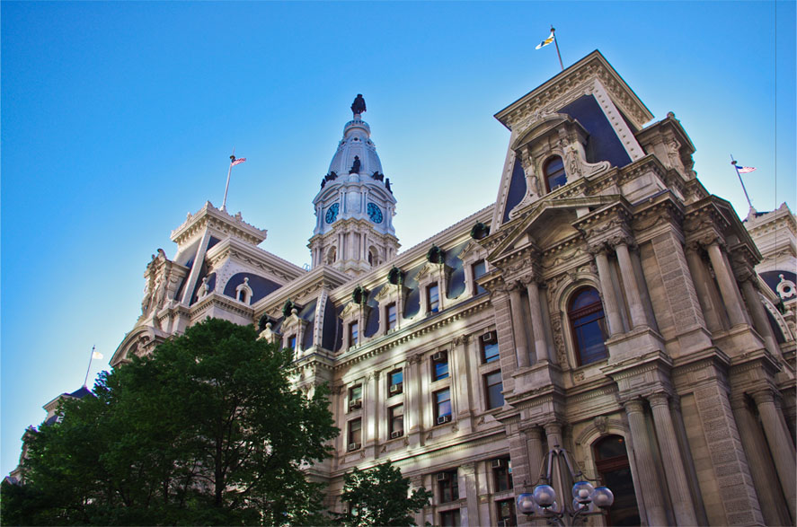 Philadelphia City Hall on a bright, sunny day