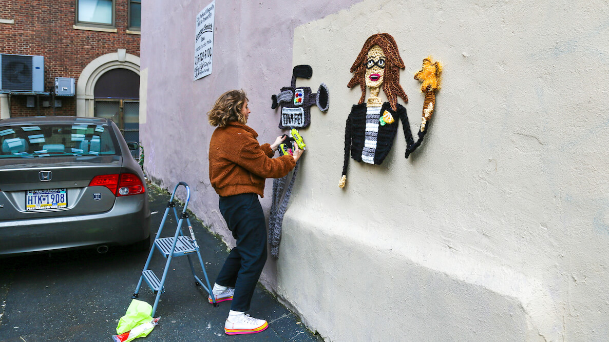 Tina Fey by Nicole Nikolich/Lace in the Moon, which is part of the #SisterLove street art project