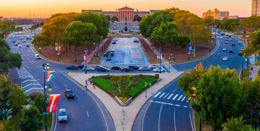 The Benjamin Franklin Parkway leads from City Hall to the Philadelphia Museum of Art