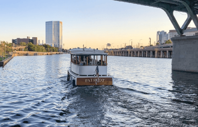 A riverboat sails along the Schuylkill river in Philadelphia, a thing to do this week in Philly.