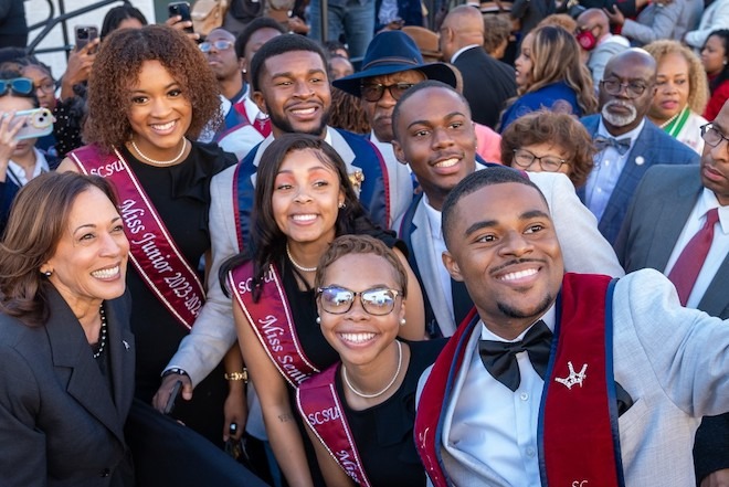 Kamala Harris and SC State University students.